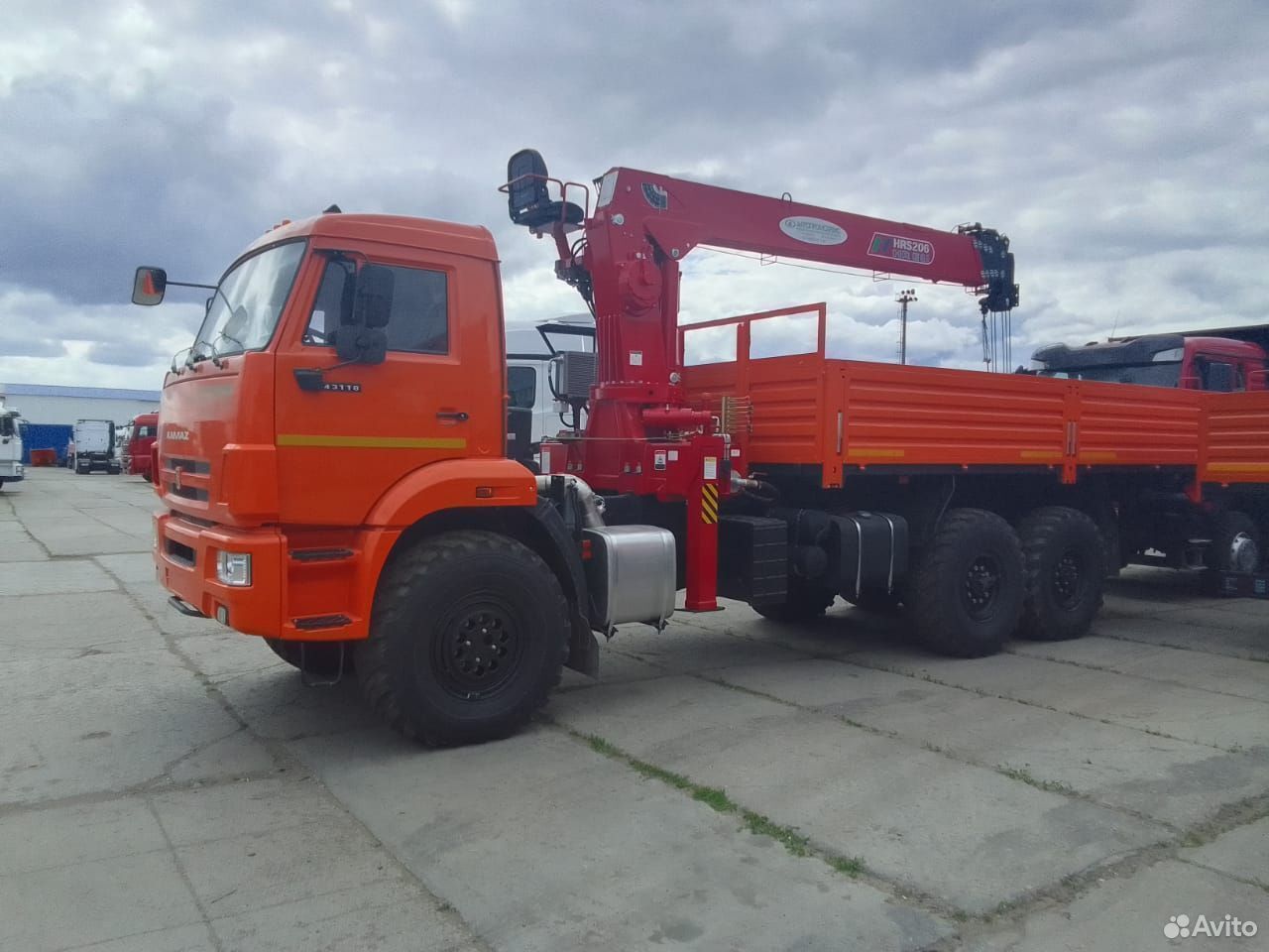Лесовоз Камаз 43118 КМУ велмаш ВМ10-86
